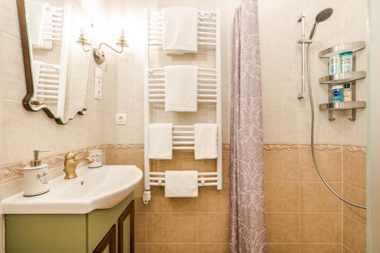 Provence Home - Citycenter, Tv, Washer, Coffee-Tea Budapest Exteriör bild